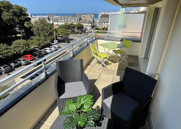 Grand Studio Clemenceau Vue Mer 3 Etoiles